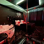 Romeo Nights - Private - Adults Only 3* Bukarest