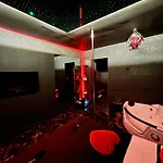 Romeo Nights - Private - Adults Only 3*