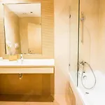 Romeo Nights - Private - Adults Only 3* 부쿠레슈티