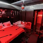 러브호텔 Romeo Nights - Private - Adults Only 3*