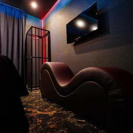 Romeo Nights - Private - Adults Only Hotel del amor 3*