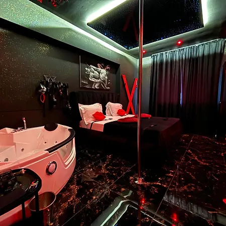 Romeo Nights - Private - Adults Only 3* Bucarest