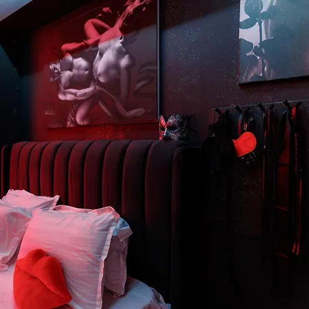 Romeo Nights - Private - Adults Only Bucarest