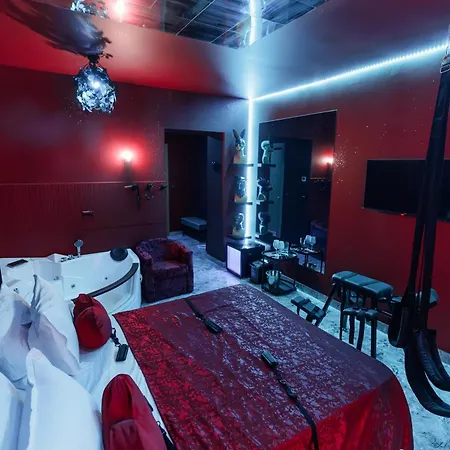 Romeo Nights - - Adults Only Love hotel 3*