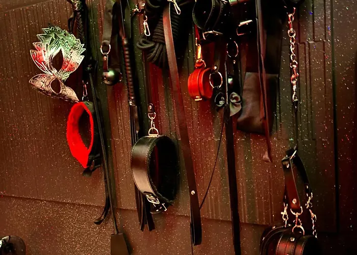 Romeo Nights - Private - Adults Only 情趣酒店