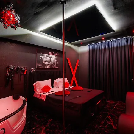 Hodinový hotel Romeo Nights - Private - Adults Only 3*