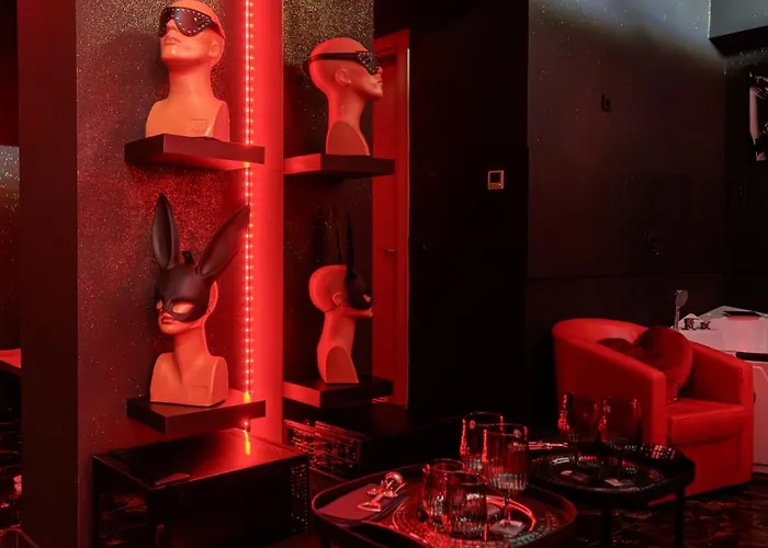 Romeo Nights - Private - Adults Only 3* Bukarest