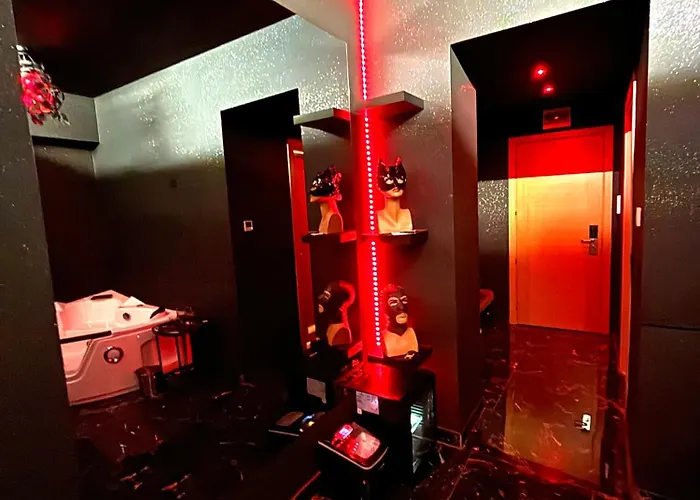 러브호텔 Romeo Nights - Private - Adults Only